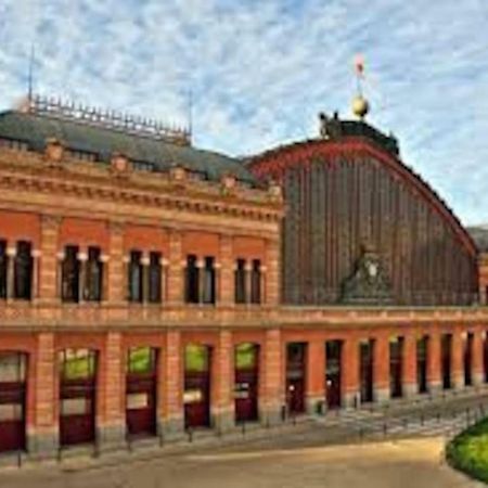 Apartamento Luxury Estacion De Atocha Hotel Madrid Exterior foto